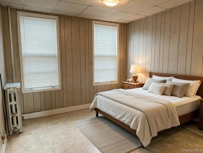 Building Photo - 1930 Edison Ave