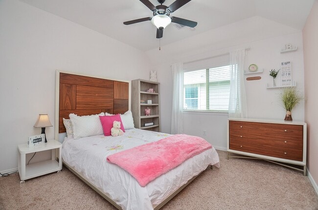 Building Photo - 24119 Haywards Crossing Ln