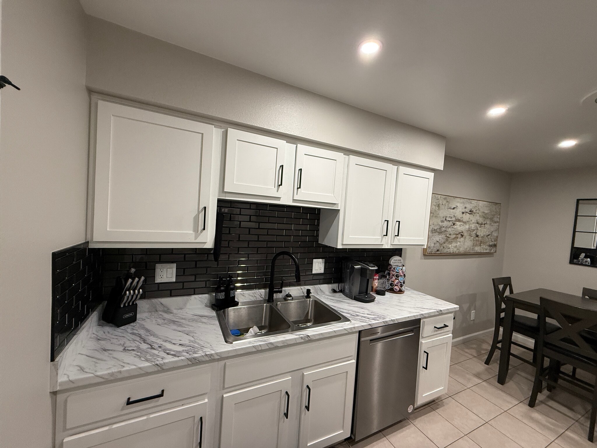 Kitchen - 5916 Newcombe Ct