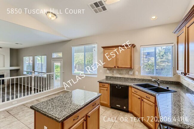 Building Photo - 5850 Tuscan Hill Court