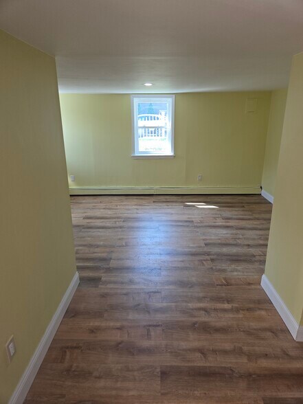 Building Photo - 30 Fero St