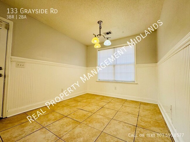 Building Photo - Charming 3-Bedroom Home for Rent