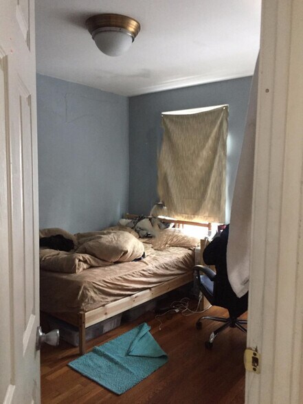 Building Photo - 149 Calumet St