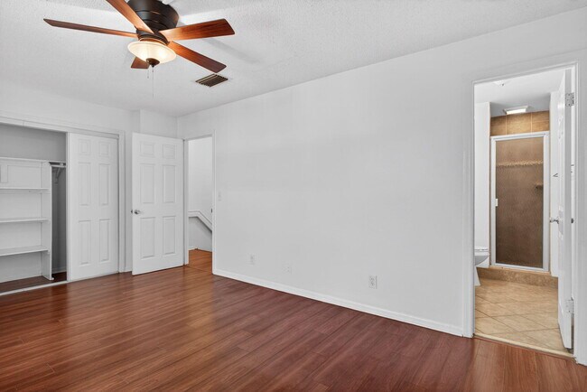 Building Photo - 7599 NW 73rd Terrace