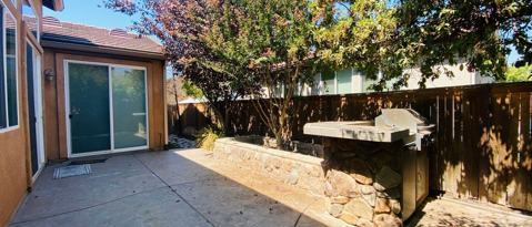 Building Photo - 887 Lemieux Ln