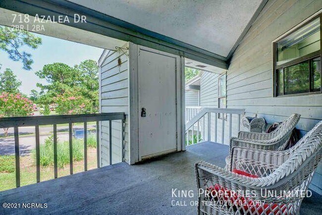 Building Photo - 718 Azalea Drive Unit 454