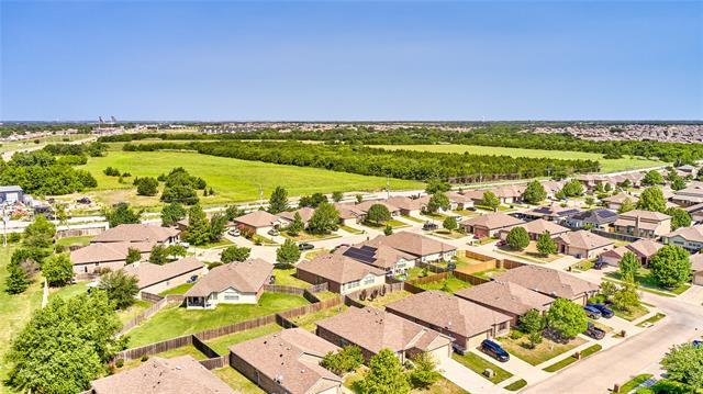 Building Photo - 704 Cedar Cove Dr