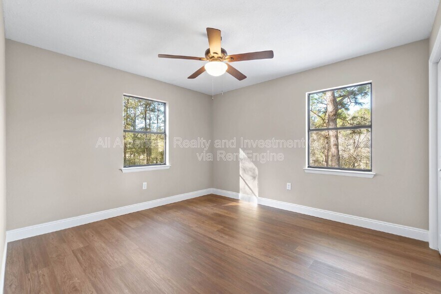 Building Photo - 1315 Grandview Dr