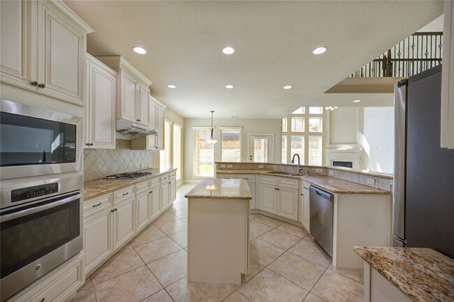 Building Photo - 6730 Sotoria Ln