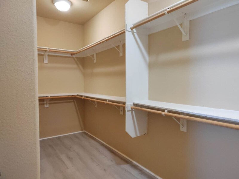 Building Photo - 5867 Berryhill Dr