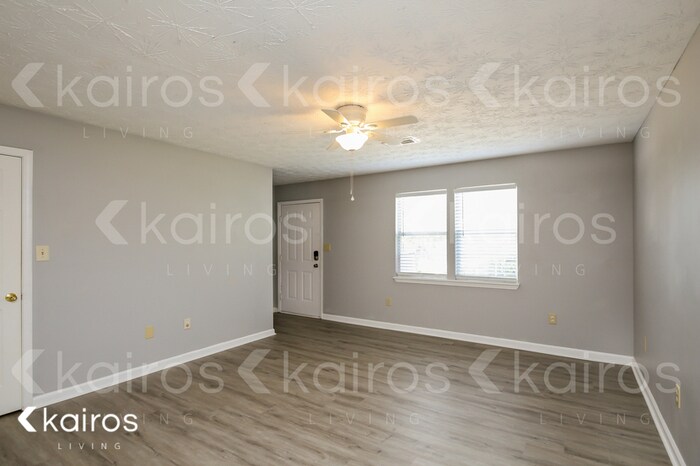 Building Photo - 105 Fawn Dr