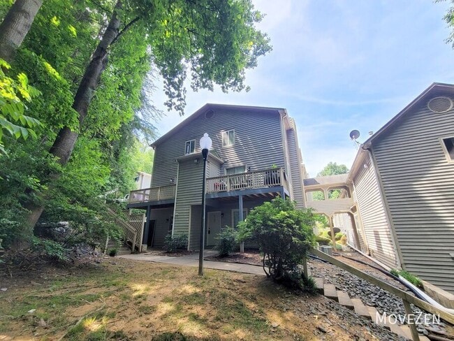 Building Photo - 6127 Old Plank Rd