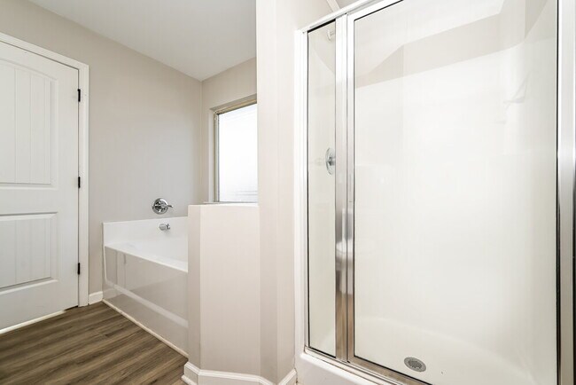 Building Photo - 706 Galveston Way