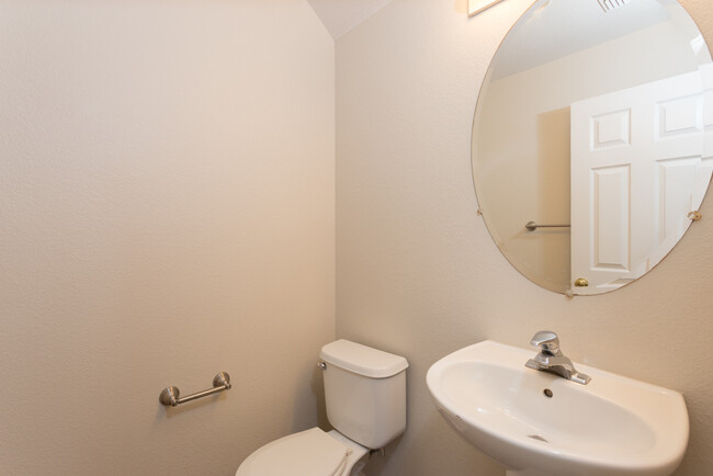 Building Photo - This is a gorgeous home, make it yours!