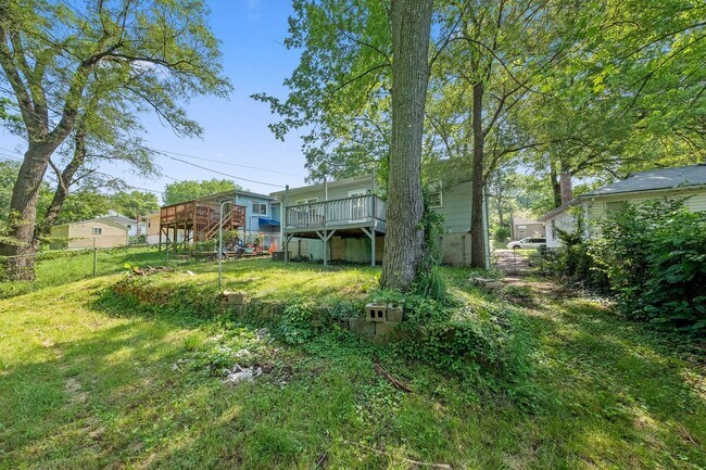 Building Photo - Cozy 3-Bedroom Home in Ferguson – $1,499/m...