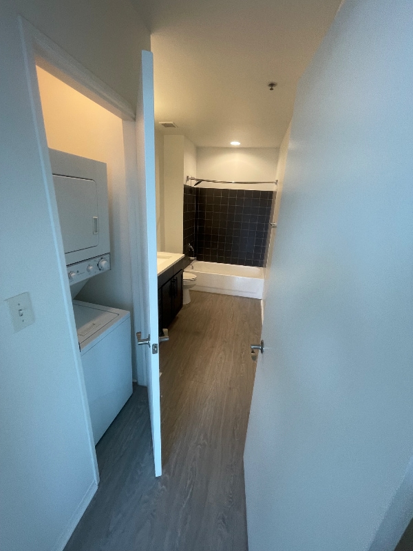 Building Photo - 1307 Michigan Ave