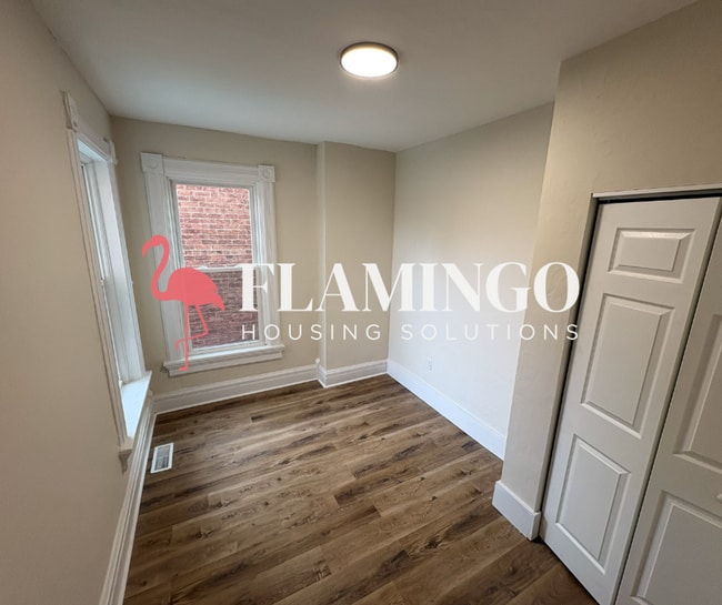 Building Photo - 33 Perrine St