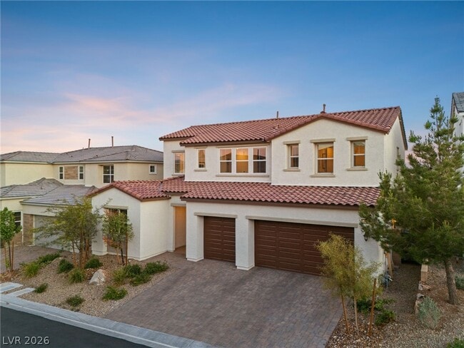 Building Photo - 10125 Sequoia Glen Ave