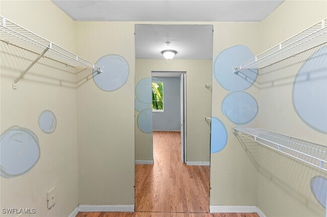 Building Photo - 1170 Reserve Way