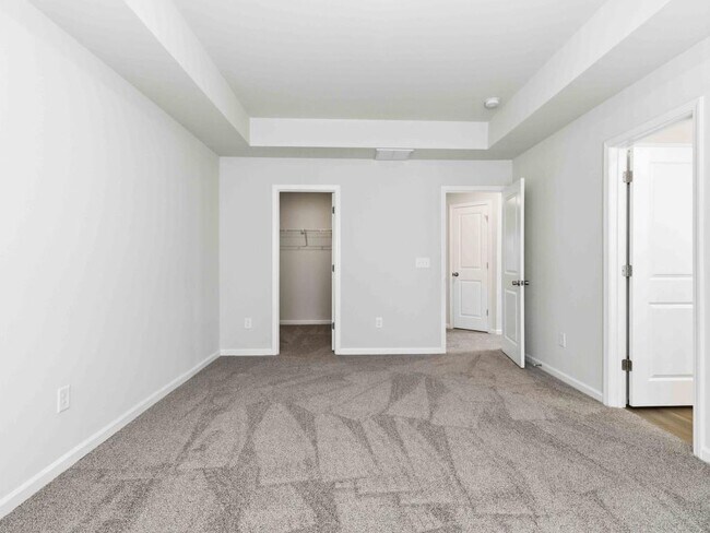 Building Photo - 211 Stellate Pl