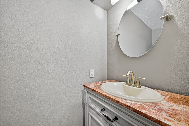 Building Photo - 5815 Green Terrace Ln