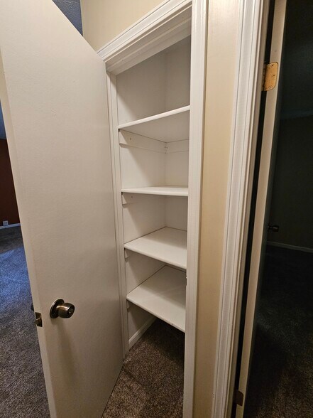 Extra storage closet - 569 Meadow Dr