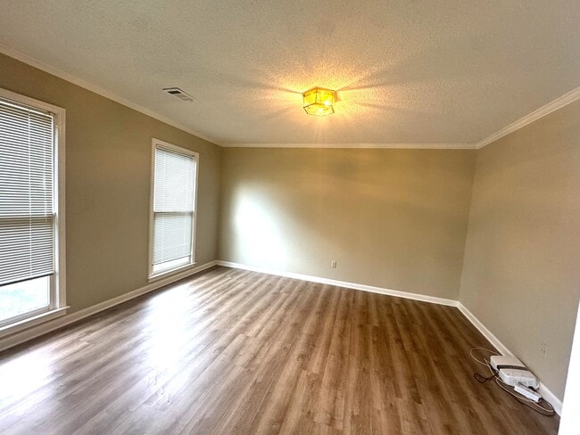 Building Photo - 4378 Wildflower Ln