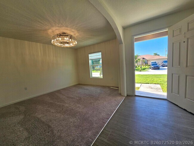 Building Photo - 1465 SW San Esteban Ave