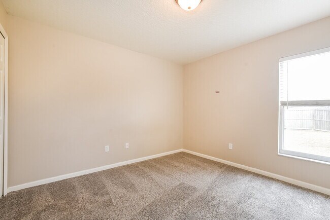 Building Photo - 2856 Snowy Owl Ct