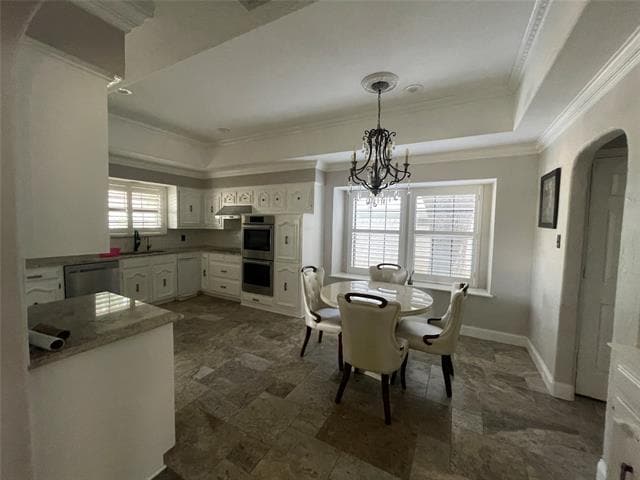 Building Photo - 6304 La Cosa Dr