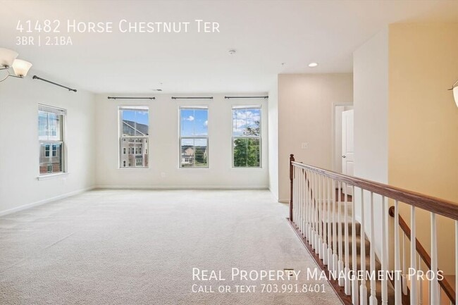Building Photo - 41482 Horse Chestnut Terrace