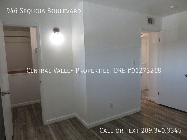 Building Photo - 946 Sequoia Blvd
