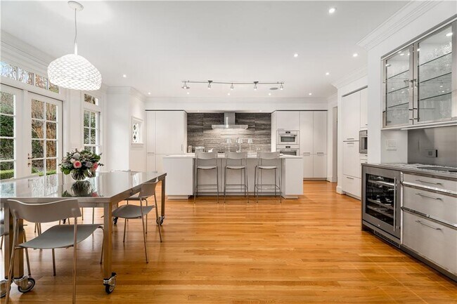 Building Photo - 4224 E Conway Dr NW