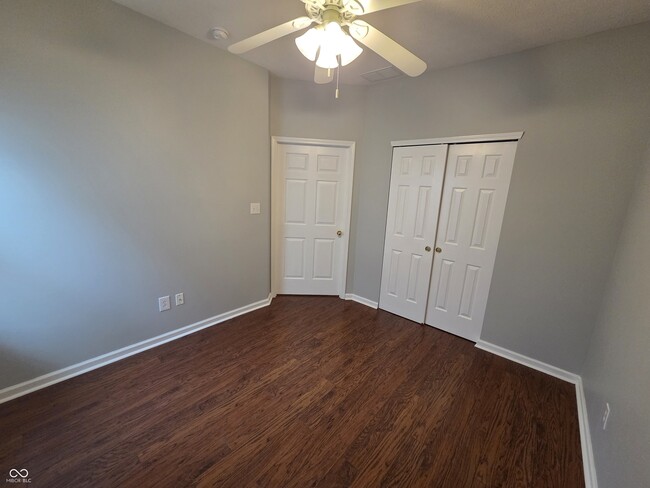 Building Photo - 6475 Glenwood Trce