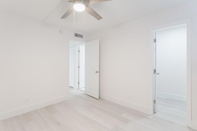 Building Photo - 1720 NW 37th St