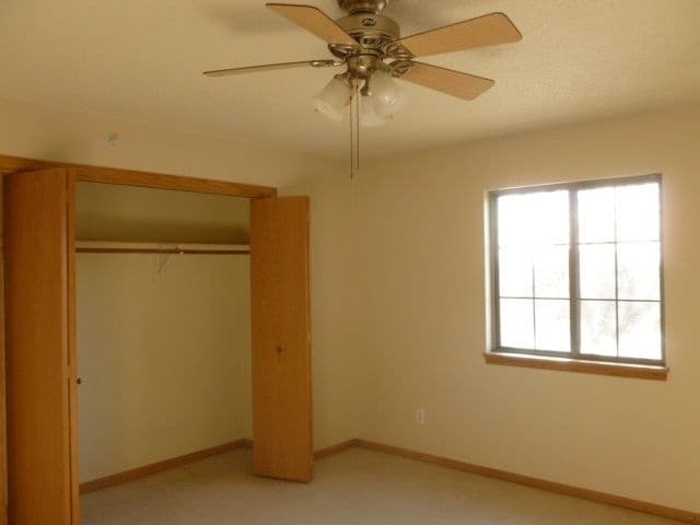 Building Photo - 2266 Holiday Rd