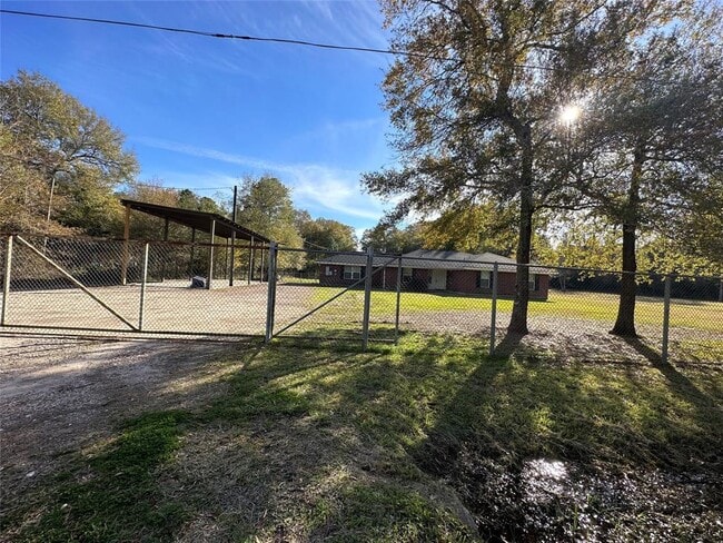 Building Photo - 636 County Rd 3731