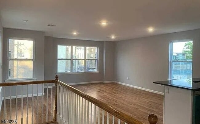 Building Photo - 201 Schuyler Ave