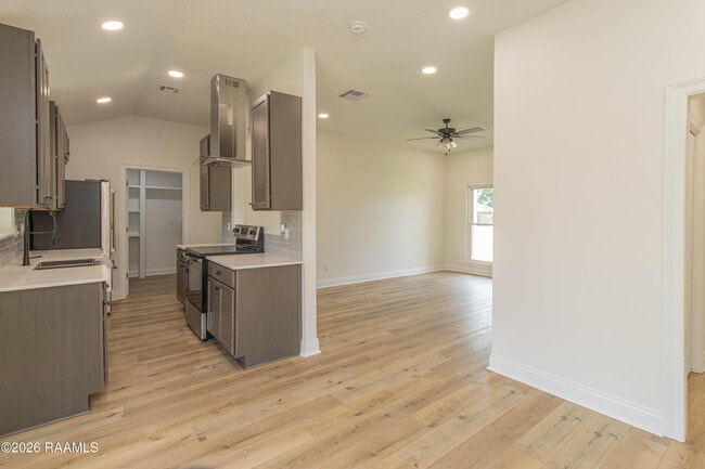 Building Photo - 122 Pebble Beach Dr