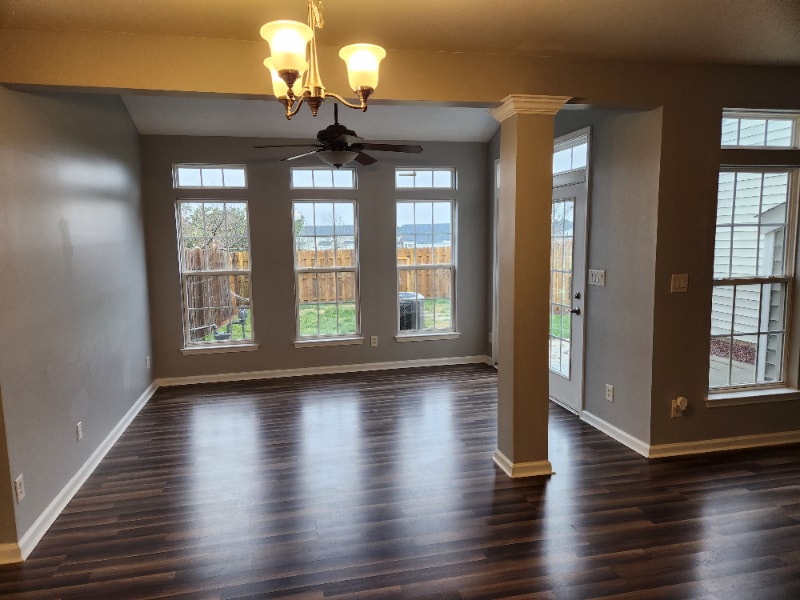 Building Photo - 4013 Holly Villa Cir