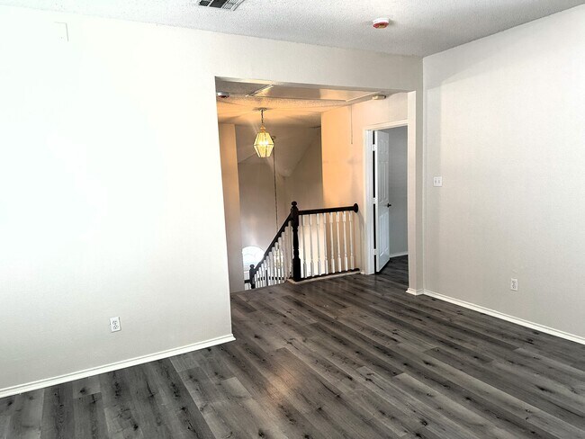 Building Photo - 1717 Arbor Creek Dr