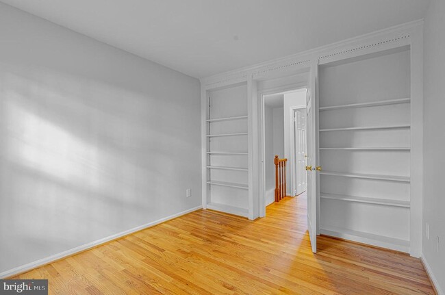 Building Photo - 8423 Hunt Valley Dr