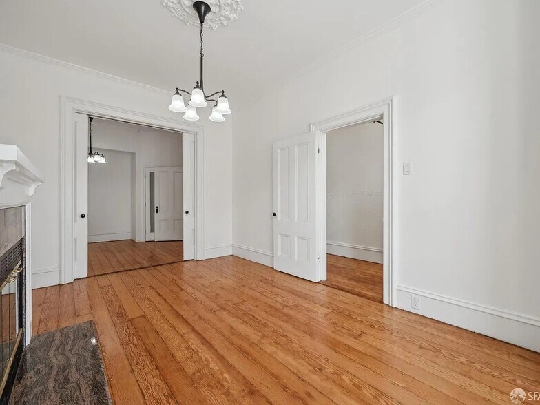 Building Photo - 1343 Pierce St