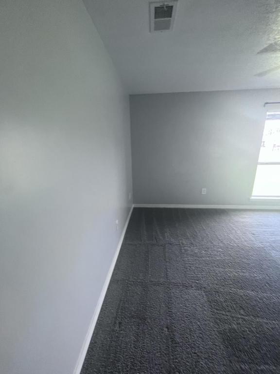 Building Photo - 320 Pinecrest Blvd
