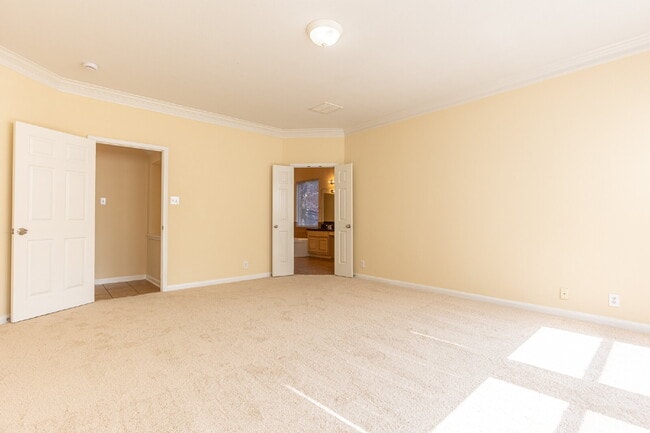 Building Photo - 818 Penstemon Trail