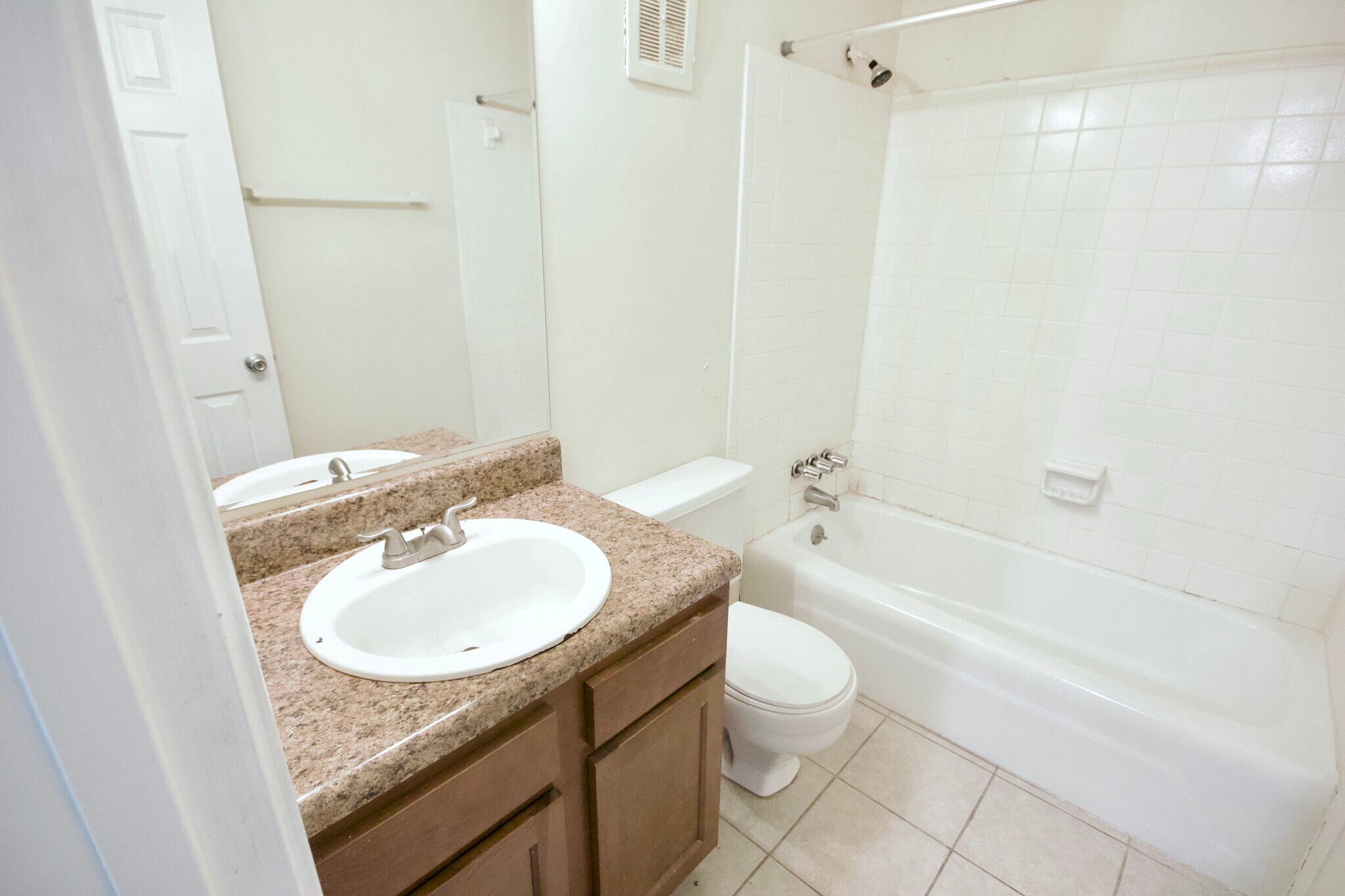 Building Photo - 164 Scandia Cir