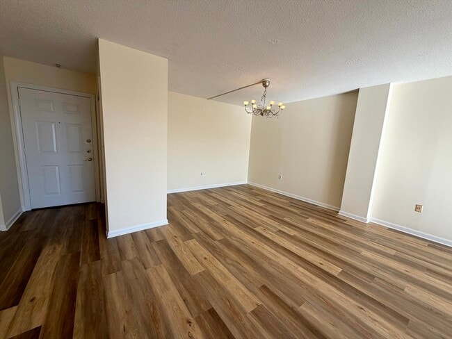 Building Photo - 151 Coolidge Ave