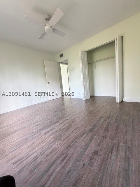 Building Photo - 2425 SW 22nd Ave