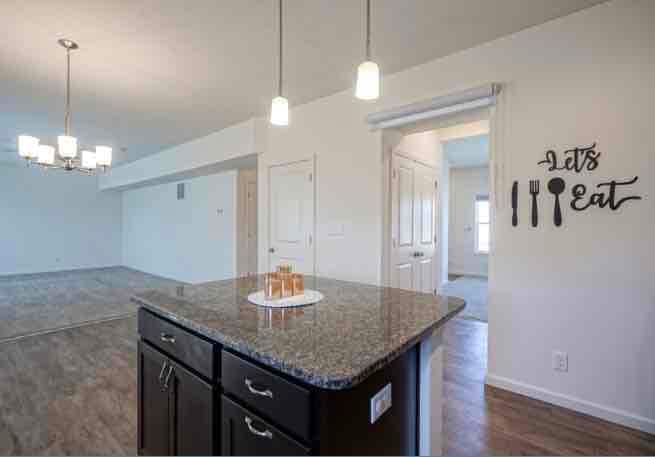 Building Photo - 1160 Colcester Ln