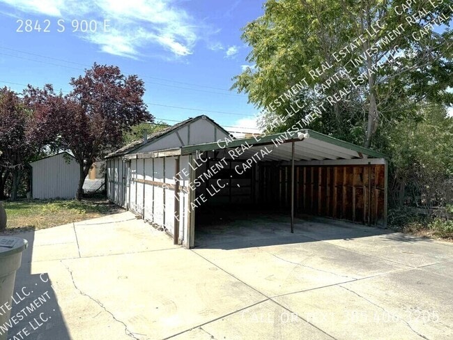 Building Photo - 2842 S 900 E